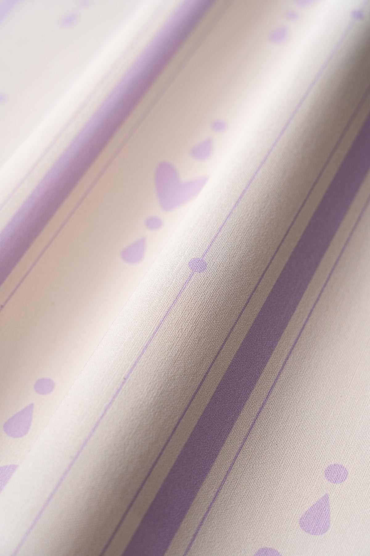 Tapeta Cottage Stripe Lilac Veil