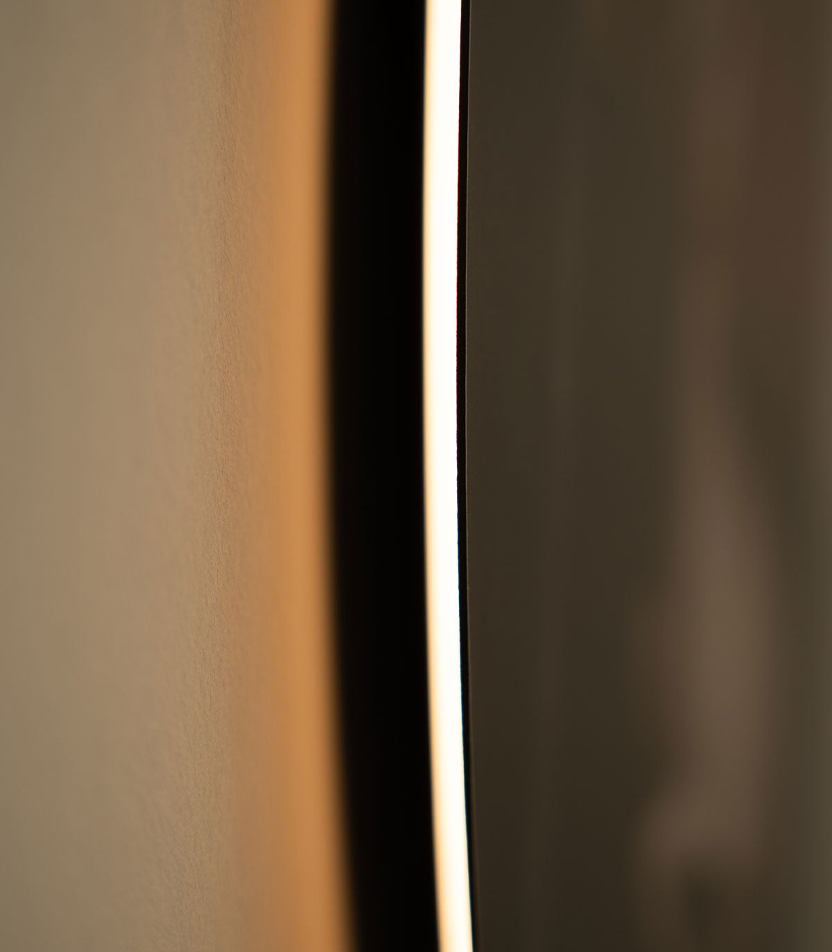 Dots Lighting Majestic Rest