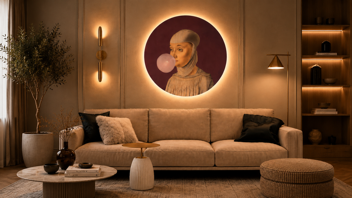 Dots Lighting Woman with Bubble Gum Eggplant