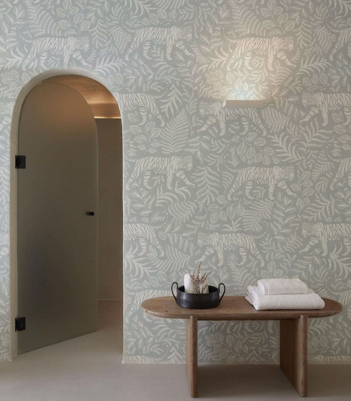 Tapeta Camouflaged Tiger Blue