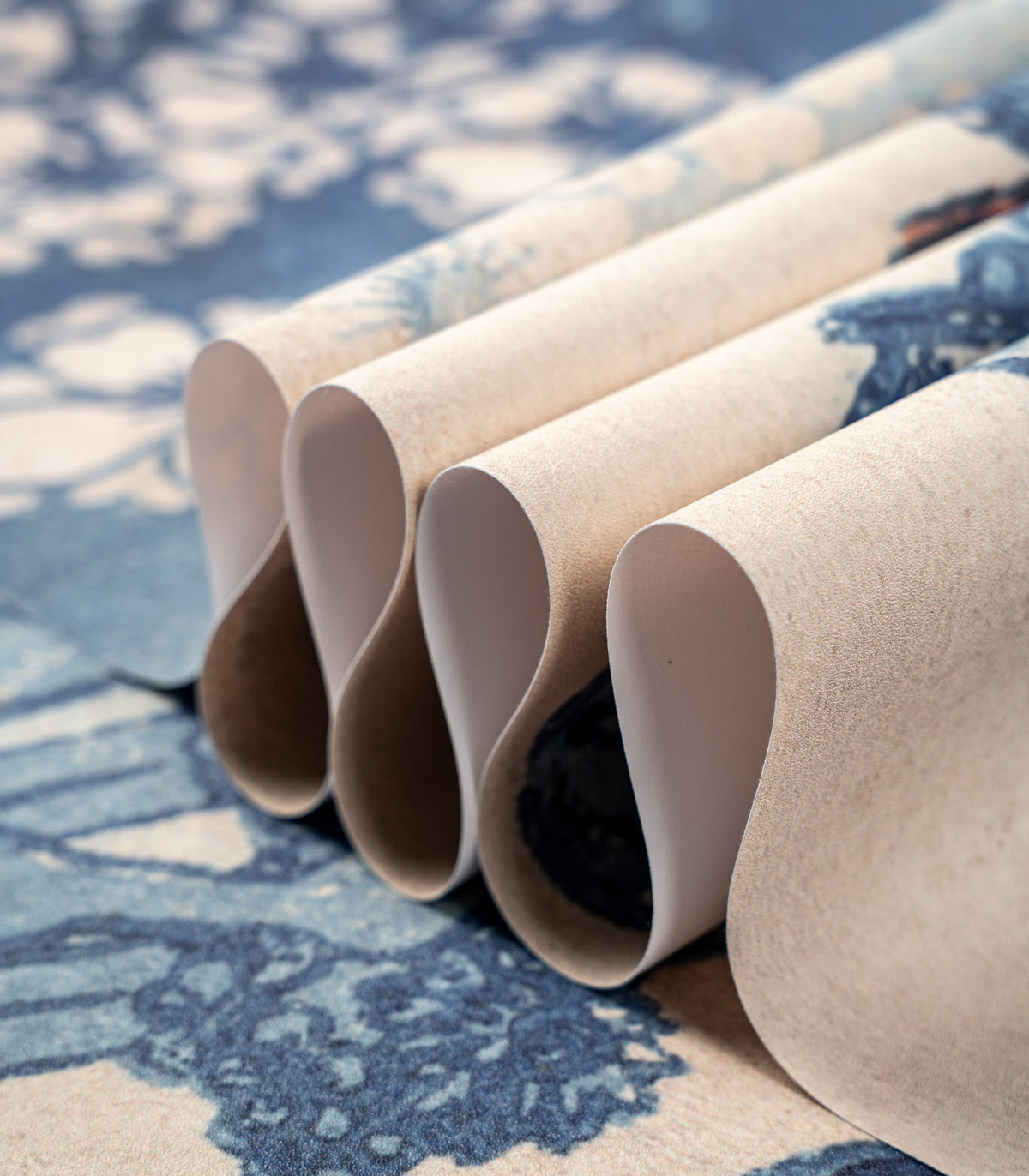 Papier peint Indigo Reverie