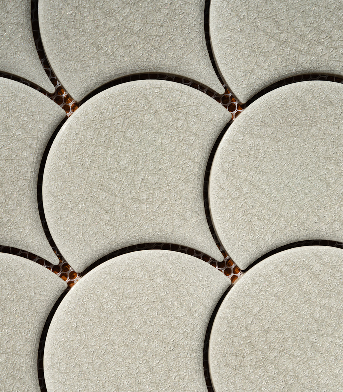 Mozaika fish scale white creme